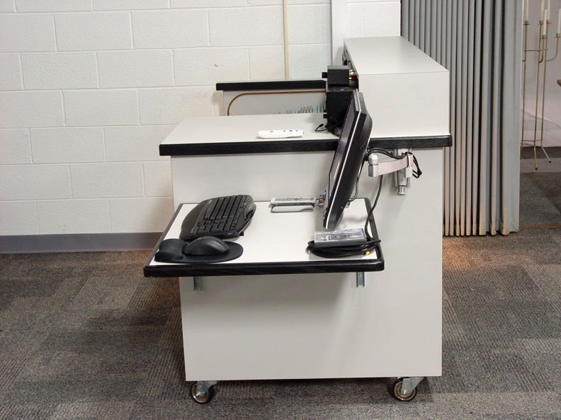 MDW-42 Mixing Desk on Wheels
